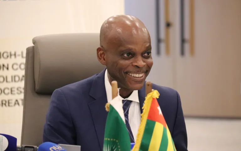 JMCA : Robert Dussey appelle la jeunesse à bâtir la paix par l’héritage culturel