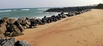 Côte togolaise : La mer recule devant la protection