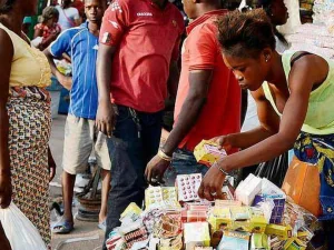 8e édition de la campagne contre les faux médicaments : La Brasserie BB Lomé et la CAMEG soutiennent le Club RFI